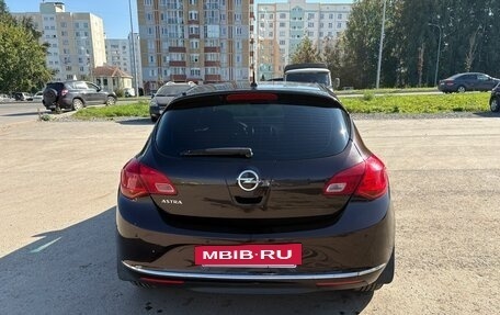 Opel Astra J, 2013 год, 820 000 рублей, 4 фотография
