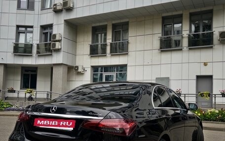 Mercedes-Benz E-Класс, 2020 год, 3 250 000 рублей, 4 фотография
