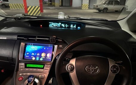 Toyota Prius, 2013 год, 1 300 000 рублей, 12 фотография