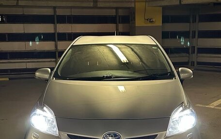 Toyota Prius, 2013 год, 1 300 000 рублей, 15 фотография