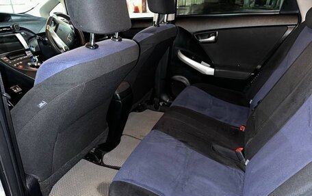 Toyota Prius, 2013 год, 1 300 000 рублей, 22 фотография