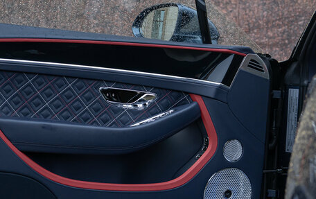 Bentley Continental GT III, 2023 год, 30 750 000 рублей, 32 фотография