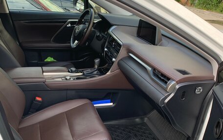 Lexus RX IV рестайлинг, 2018 год, 4 300 000 рублей, 8 фотография