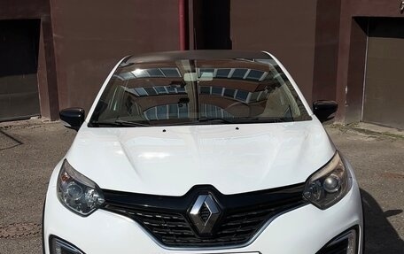 Renault Kaptur I рестайлинг, 2019 год, 1 400 000 рублей, 2 фотография