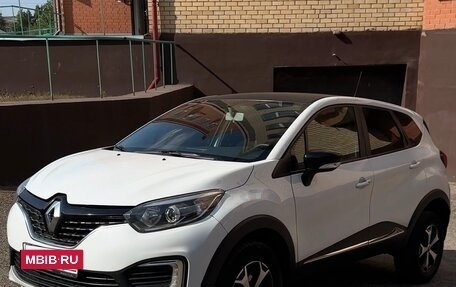 Renault Kaptur I рестайлинг, 2019 год, 1 400 000 рублей, 4 фотография