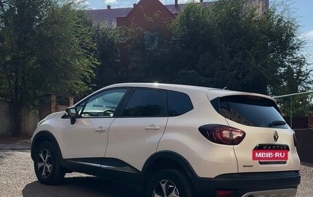 Renault Kaptur I рестайлинг, 2019 год, 1 400 000 рублей, 5 фотография
