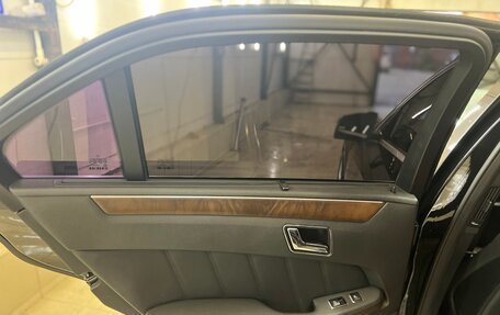 Mercedes-Benz E-Класс, 2011 год, 950 000 рублей, 5 фотография
