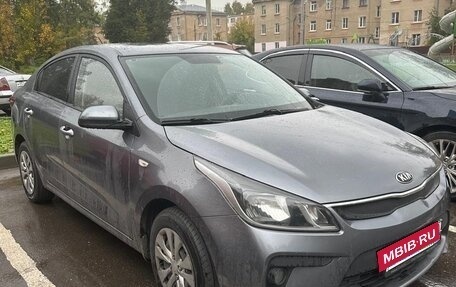 KIA Rio IV, 2019 год, 1 300 000 рублей, 4 фотография