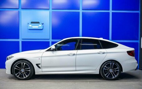 BMW 3 серия, 2020 год, 2 800 000 рублей, 3 фотография