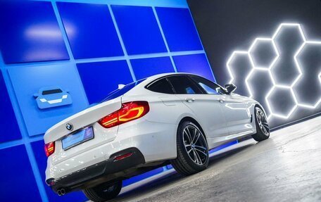 BMW 3 серия, 2020 год, 2 800 000 рублей, 31 фотография