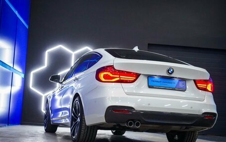 BMW 3 серия, 2020 год, 2 800 000 рублей, 34 фотография
