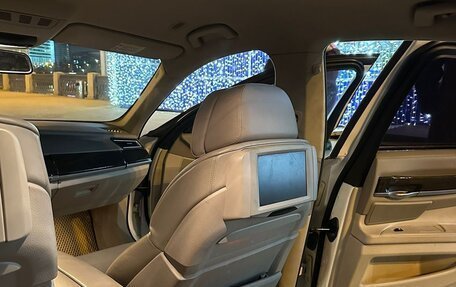 BMW 7 серия, 2011 год, 1 450 000 рублей, 17 фотография