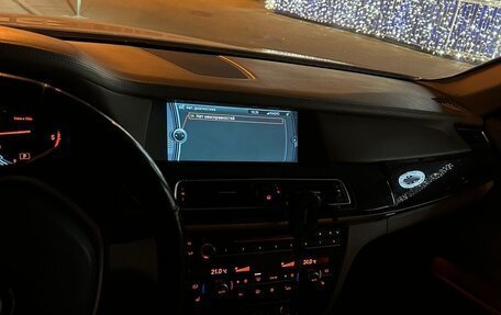 BMW 7 серия, 2011 год, 1 450 000 рублей, 24 фотография