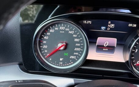 Mercedes-Benz E-Класс, 2019 год, 2 000 000 рублей, 4 фотография
