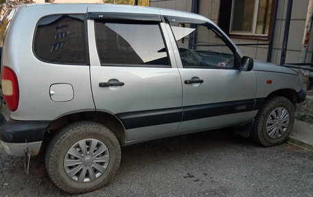 Chevrolet Niva I рестайлинг, 2005 год, 310 000 рублей, 4 фотография
