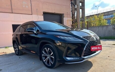 Lexus RX IV рестайлинг, 2019 год, 5 750 000 рублей, 3 фотография