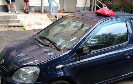 Toyota Yaris I рестайлинг, 2002 год, 350 000 рублей, 2 фотография