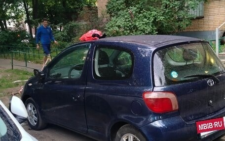 Toyota Yaris I рестайлинг, 2002 год, 350 000 рублей, 4 фотография