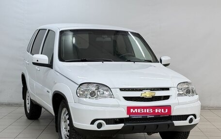 Chevrolet Niva I рестайлинг, 2018 год, 650 000 рублей, 2 фотография