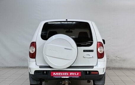 Chevrolet Niva I рестайлинг, 2018 год, 650 000 рублей, 6 фотография