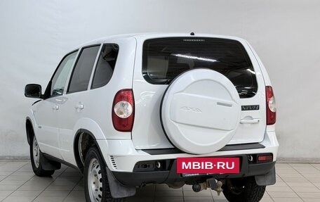 Chevrolet Niva I рестайлинг, 2018 год, 650 000 рублей, 5 фотография
