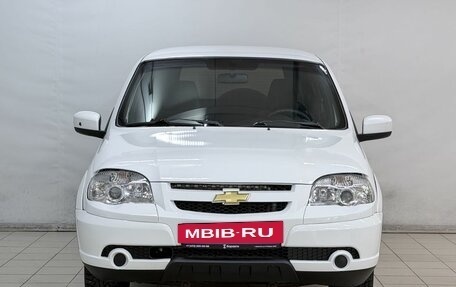 Chevrolet Niva I рестайлинг, 2018 год, 650 000 рублей, 3 фотография