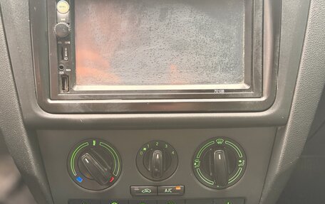 Skoda Rapid I, 2016 год, 750 000 рублей, 26 фотография