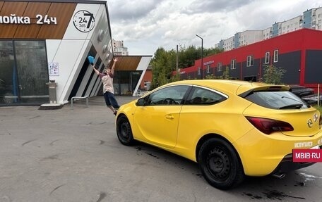 Opel Astra J, 2012 год, 550 000 рублей, 2 фотография