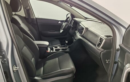 KIA Sportage IV рестайлинг, 2021 год, 2 399 000 рублей, 16 фотография