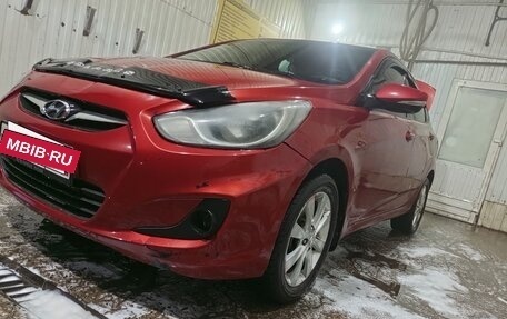 Hyundai Solaris II рестайлинг, 2011 год, 350 000 рублей, 2 фотография