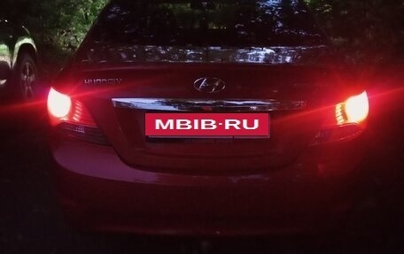 Hyundai Solaris II рестайлинг, 2011 год, 350 000 рублей, 6 фотография