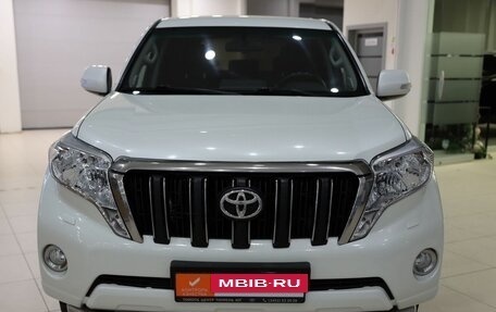 Toyota Land Cruiser Prado 150 рестайлинг 2, 2015 год, 2 790 000 рублей, 2 фотография