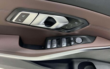BMW 3 серия, 2023 год, 2 450 000 рублей, 13 фотография