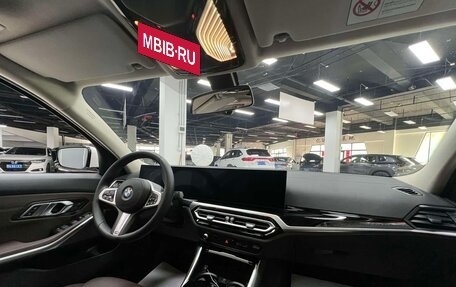 BMW 3 серия, 2023 год, 2 450 000 рублей, 18 фотография