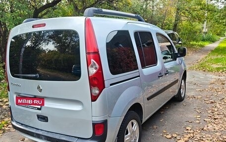 Renault Kangoo II рестайлинг, 2010 год, 780 000 рублей, 3 фотография