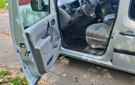 Renault Kangoo II рестайлинг, 2010 год, 780 000 рублей, 9 фотография