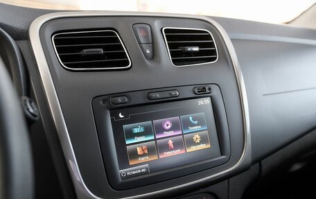 Renault Logan II, 2022 год, 1 100 000 рублей, 9 фотография