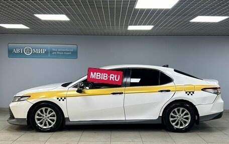 Toyota Camry, 2019 год, 1 749 000 рублей, 4 фотография