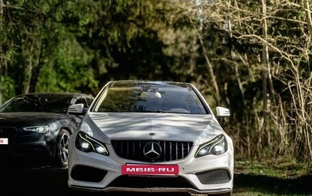 Mercedes-Benz E-Класс, 2015 год, 1 800 000 рублей, 2 фотография