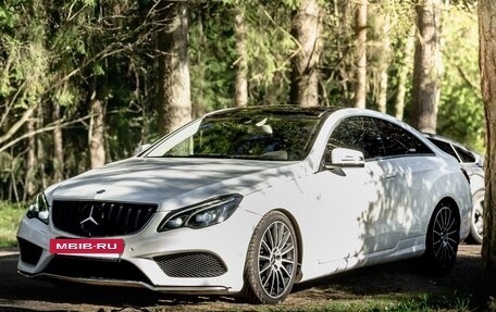 Mercedes-Benz E-Класс, 2015 год, 1 800 000 рублей, 3 фотография