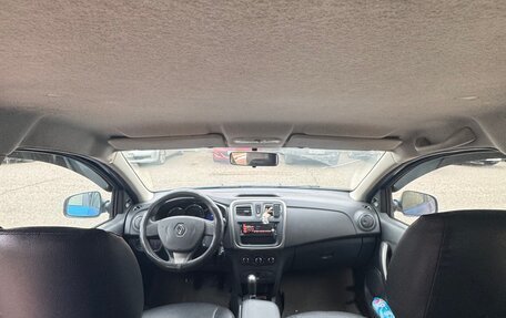 Renault Logan II, 2015 год, 585 000 рублей, 7 фотография