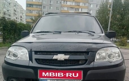 Chevrolet Niva I рестайлинг, 2011 год, 465 000 рублей, 2 фотография