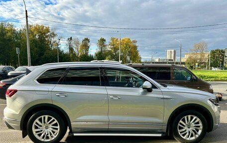 Volkswagen Touareg III, 2021 год, 5 890 000 рублей, 5 фотография