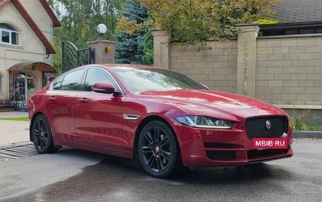 Jaguar XE I рестайлинг, 2016 год, 1 777 000 рублей, 7 фотография