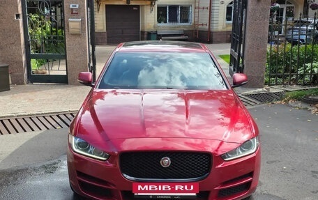 Jaguar XE I рестайлинг, 2016 год, 1 777 000 рублей, 14 фотография