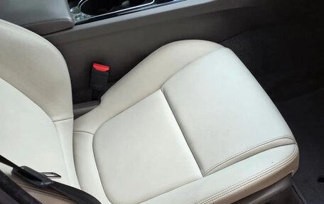 Jaguar XE I рестайлинг, 2016 год, 1 777 000 рублей, 27 фотография