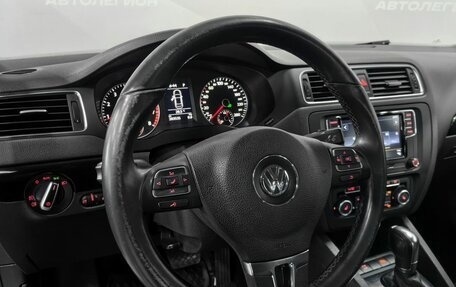 Volkswagen Jetta VI, 2012 год, 1 000 000 рублей, 11 фотография