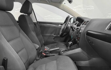 Volkswagen Jetta VI, 2012 год, 1 000 000 рублей, 14 фотография