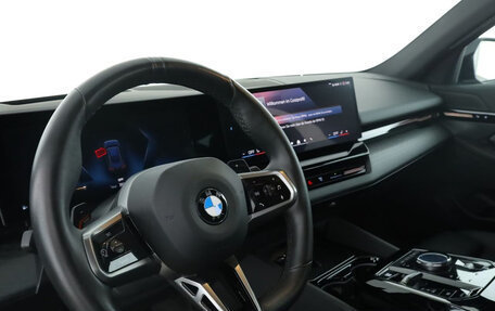 BMW 5 серия, 2024 год, 5 980 000 рублей, 9 фотография