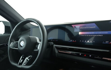 BMW 5 серия, 2024 год, 5 980 000 рублей, 11 фотография